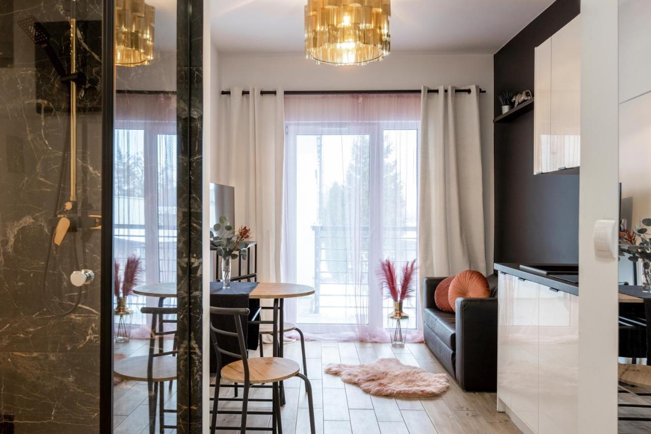 Wyjatkowy Apartament Z Prysznicem Posrodku Na Wyjatkowe Wieczory - Dostep Na Kod, Parking Lodz  Ngoại thất bức ảnh